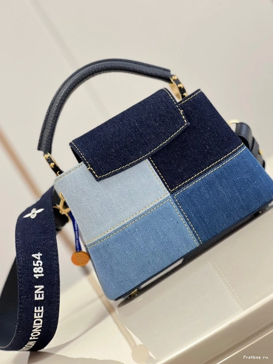First bag ru LOUIS CAPUCINES VUITTON MINI 0713